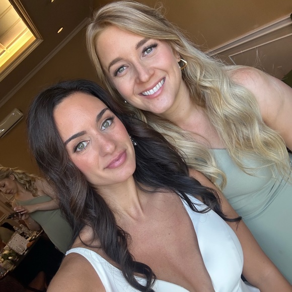 Meet your Posher, Julia - Picture 3 of 3